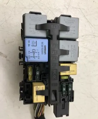 Citroen C4 Grand Picasso Fuse module 9806192580 66652X