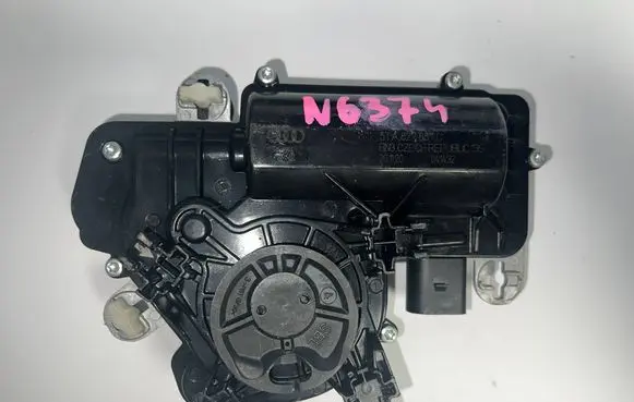 Audi Q3 F3 Tailgate/trunk/boot lift motor 5TA827887C EN3C7EC