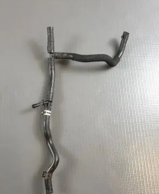 Volkswagen Golf VII Engine coolant pipe/hose 04E122447F 5Q0121447P