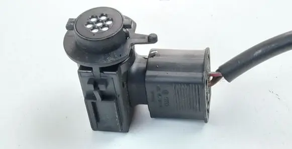 Audi A6 S6 C6 4F Coolant temperature sensor 4B0907659A