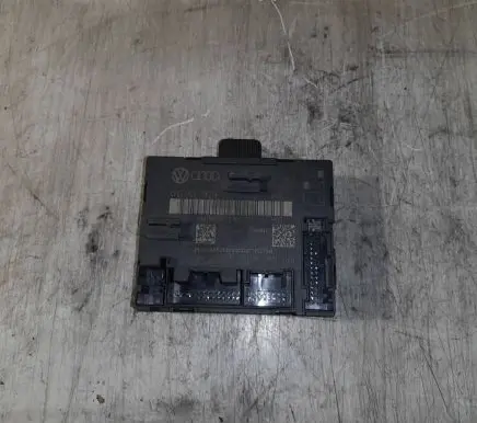 Volkswagen Touareg II Door control unit/module 4H0959792F