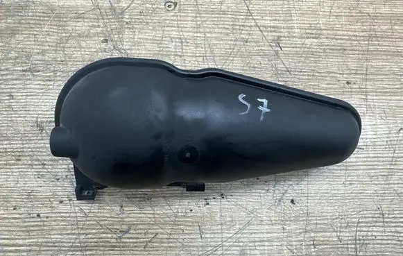 Audi A7 S7 4G Vacuum air tank 4G0131541 541A
