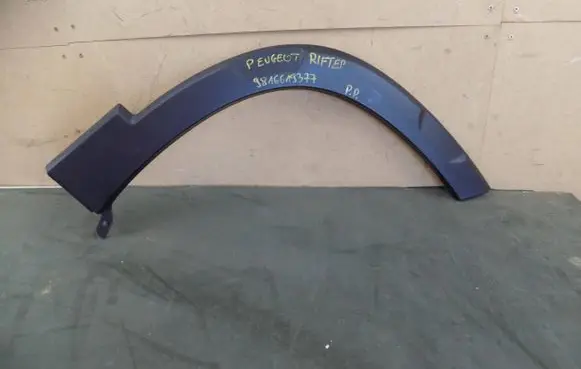 Peugeot Rifter Front arch trim 9816619377
