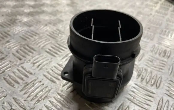 Mercedes-Benz E W212 Mass air flow meter A6510900048