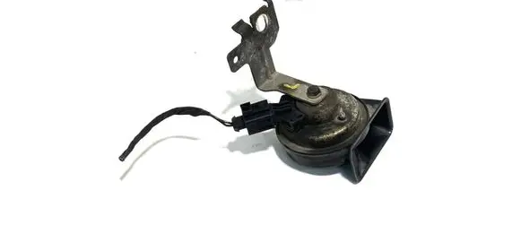 Volkswagen PASSAT B8 Horn signal 5Q0951223 42546 3G0951182