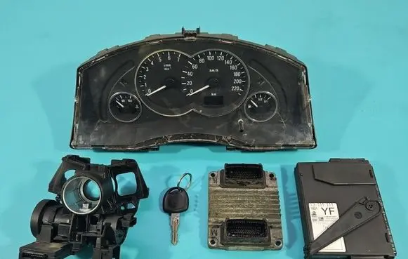 Opel Meriva A Engine control unit/module ECU 12214830 IMPRK1530989