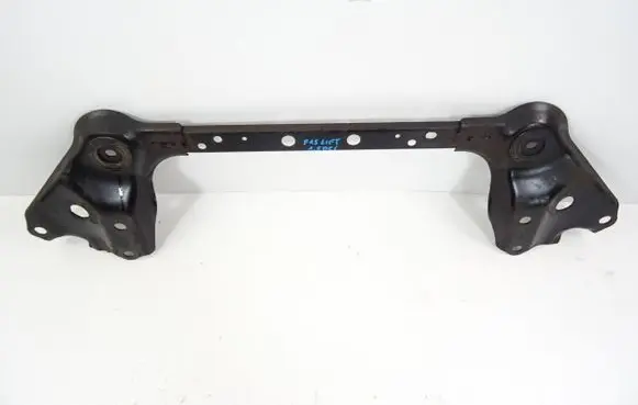 Nissan Juke I F15 Engine mount bracket