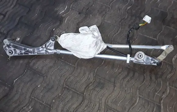 Mercedes-Benz CLK A209 C209 Front wiper linkage 09609202 180899