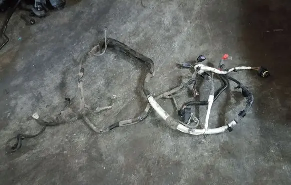 Jeep Grand Cherokee Engine installation wiring loom P68231011AC