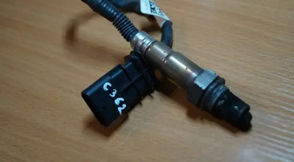 Volvo XC40 Lambda probe sensor 31697211 C362