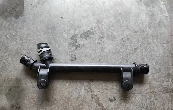 BMW 7 F01 F02 F03 F04 Engine coolant pipe/hose 9231897