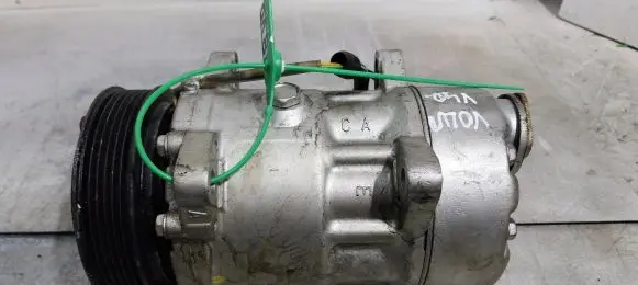 Volvo S40, V40 Air conditioning (A/C) compressor (pump) 30899721