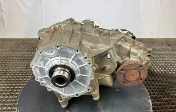 SsangYong Rexton Gearbox transfer box case 3200008022
