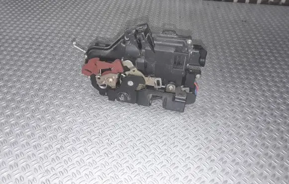 Audi A4 S4 B6 8E 8H Rear door lock