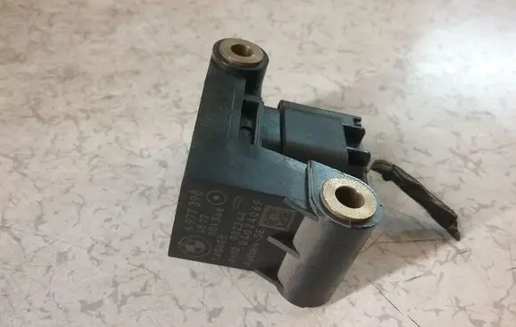 Mini One - Cooper Coupe R56 Airbag deployment crash/impact sensor 6977398 6577001366 160608