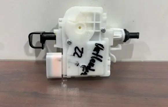 Fuel tank cap lock motor