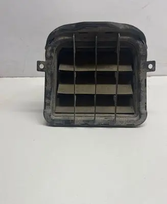 Audi A4 S4 B8 8K Quarter panel pressure vent 8K0819161G