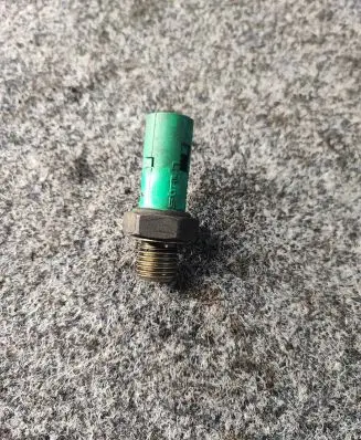 Fuel pressure sensor