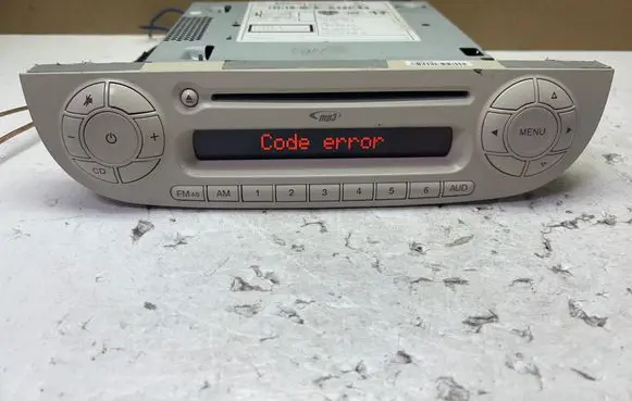 Fiat 500 Radio/CD/DVD/GPS head unit 7640348316 7355341820