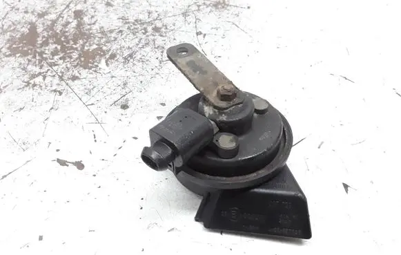 Skoda Fabia Mk1 (6Y) Horn signal E1000233