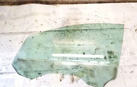 Fiat Croma Front door window glass four-door frr815542