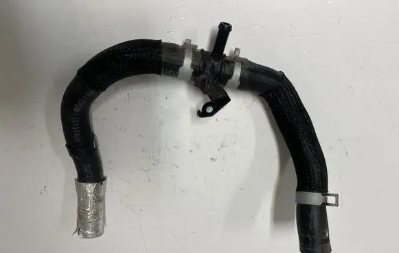 KIA Sportage Engine coolant pipe/hose 254722U700