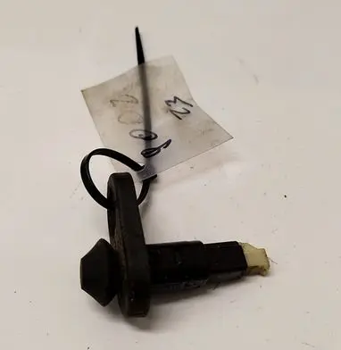 Toyota Avensis T250 Front door sensor