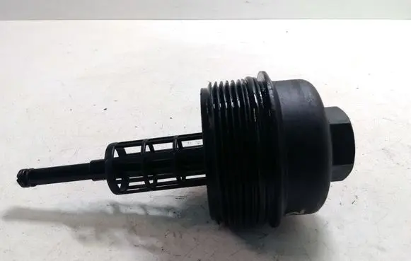 Opel Vectra B Oil filter cover 6740217339 90571724