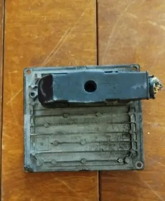 Ford Fiesta Engine control unit/module 6s6112a650gc s120977313