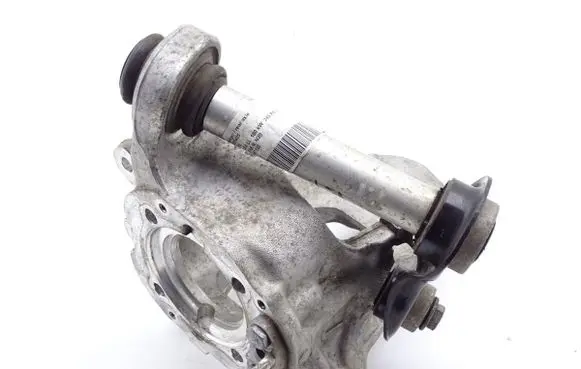 BMW X6 F16 Rear wheel hub spindle/knuckle 6770983