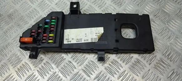 Opel Vectra C Fuse box cover 13223678JA