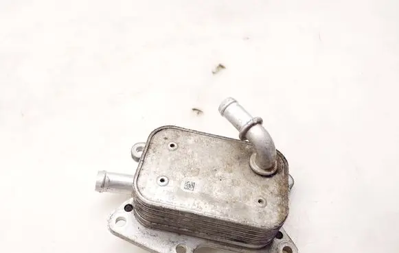 Mercedes-Benz C W205 Oil filter mounting bracket A2741880101