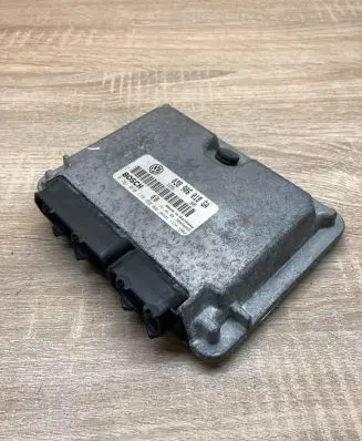 Volkswagen PASSAT B5 Engine control unit/module ECU 038906018GA 0281010170