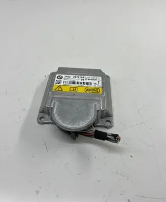 BMW X4 F26 Airbag control unit/module 6878198
