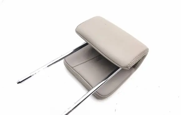 Volvo XC90 Rear seat headrest 