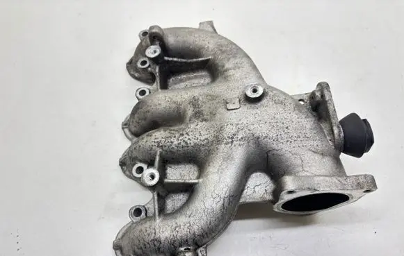Volkswagen Polo Intake manifold 038129713BC