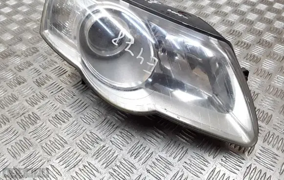 Volkswagen PASSAT B6 Headlight/headlamp 20a733b
