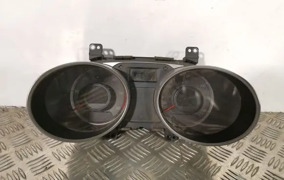 Hyundai ix35 Speedometer (instrument cluster) 940092Y800