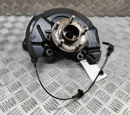 Ford Puma Front wheel hub L1TC2K005AB L1TC3K171B1A