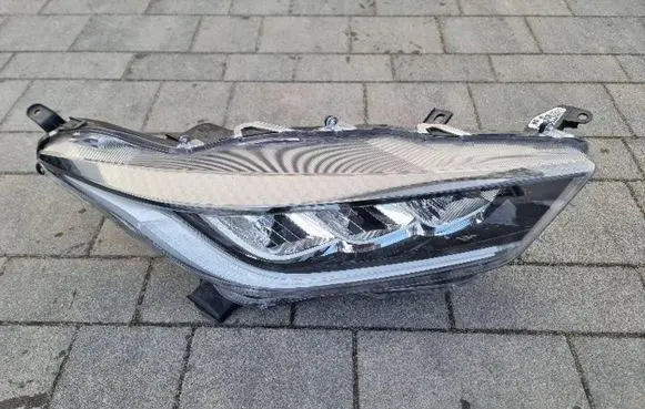 Toyota Yaris Headlight/headlamp