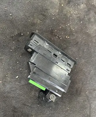 Volvo V70 Electric window control switch
