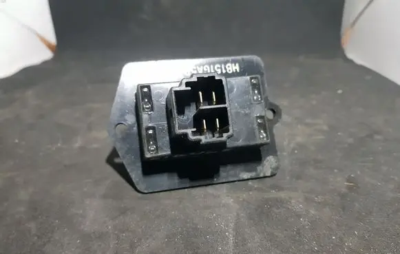 Mazda 626 Heater blower motor/fan resistor HB151GA5RA