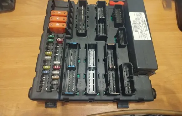 Fuse box set