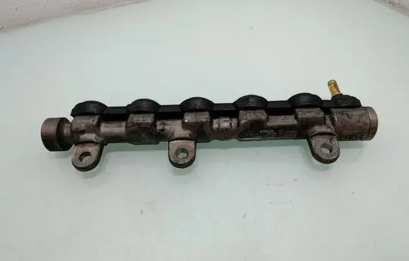 Fuel main line pipe