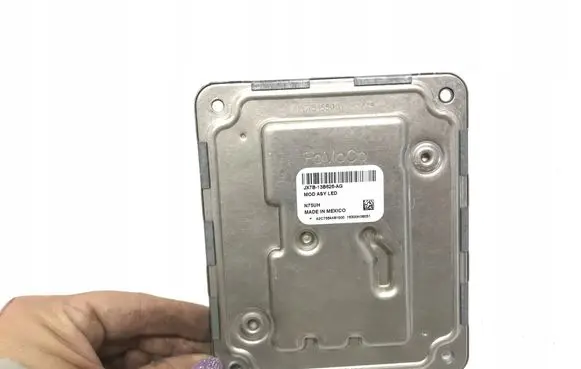 Ford Focus LED ballast control module JX7B13B626AG