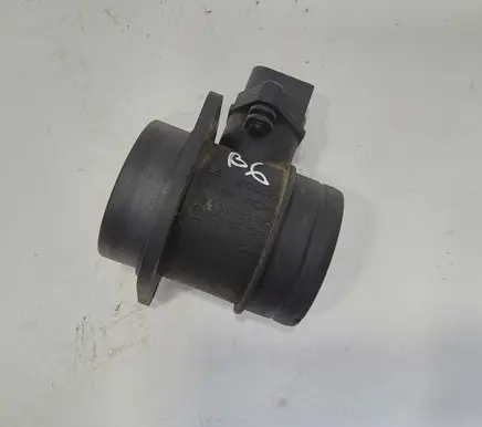 Volkswagen PASSAT B6 Mass air flow meter 0281002531
