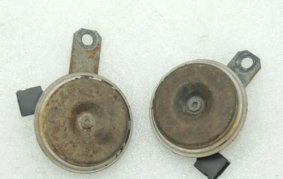 Suzuki Grand Vitara II Horn signal 3850063J00 3850063J01