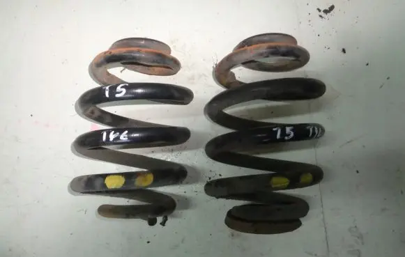 Volkswagen Transporter - Caravelle T5 Rear coil spring