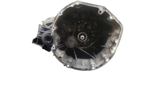 Nissan Qashqai+2 Manual 6 speed gearbox 
