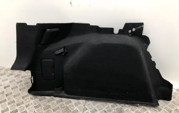 Trunk/boot lower side trim panel